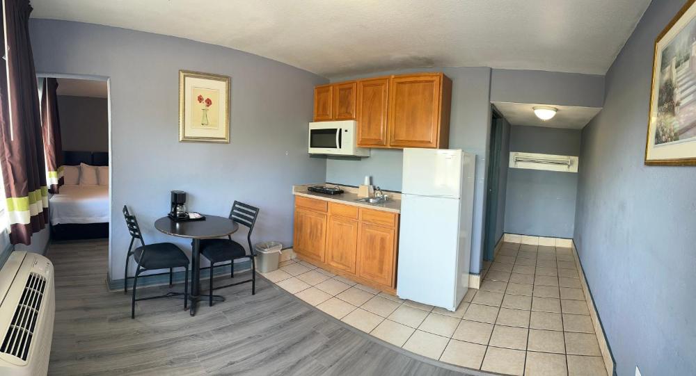 Deluxe Double Room interior
